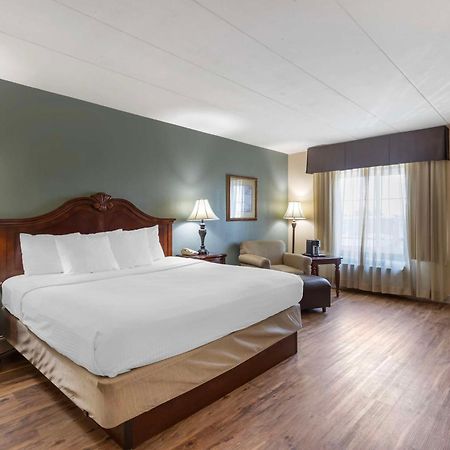 Best Western Plus Steeplegate Inn Davenport Luaran gambar