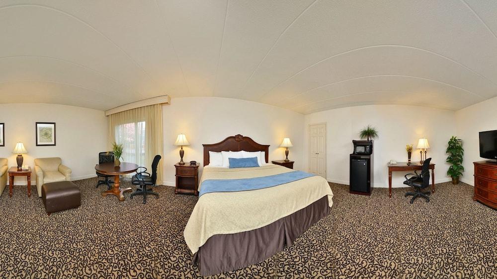Best Western Plus Steeplegate Inn Davenport Luaran gambar