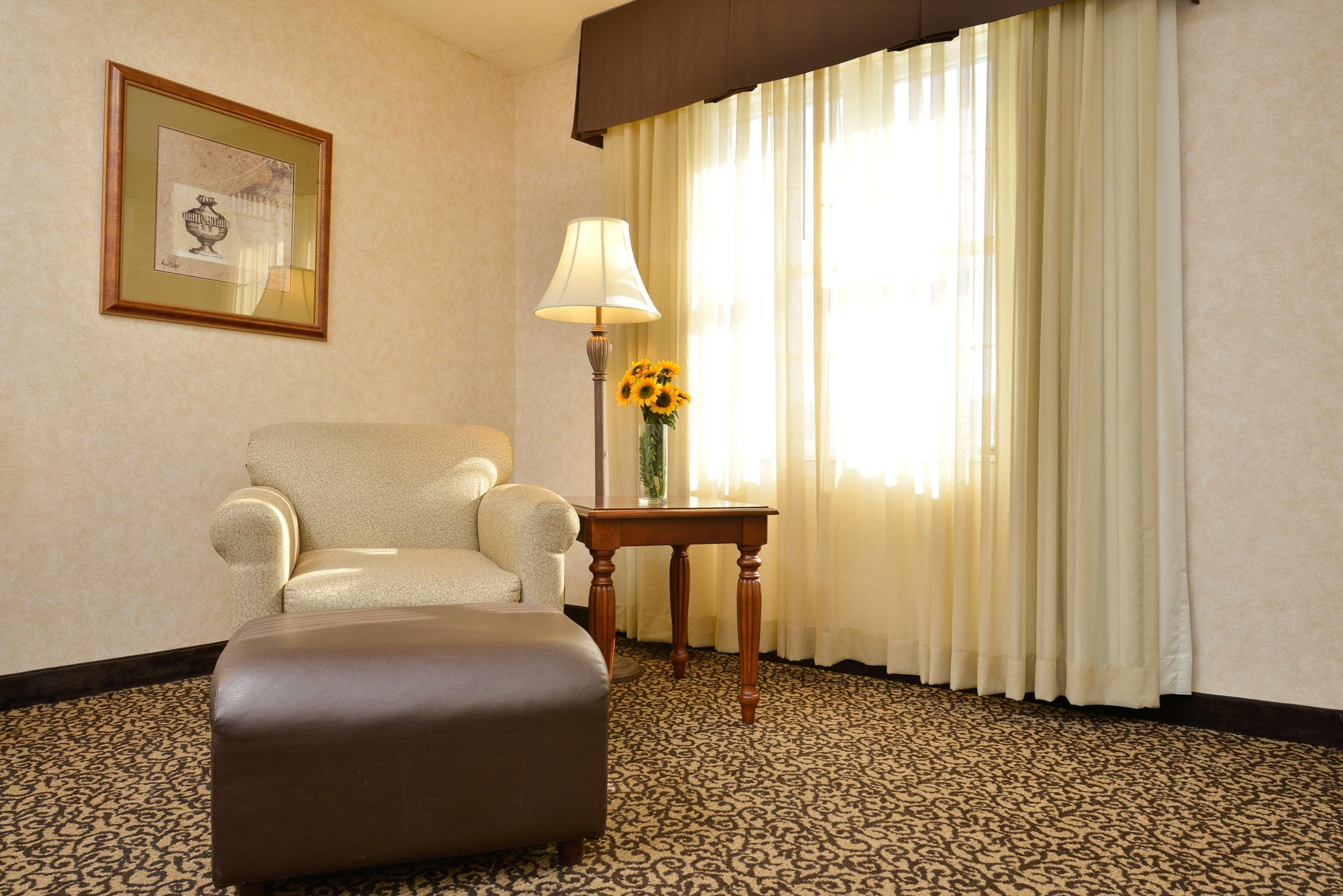Best Western Plus Steeplegate Inn Davenport Luaran gambar