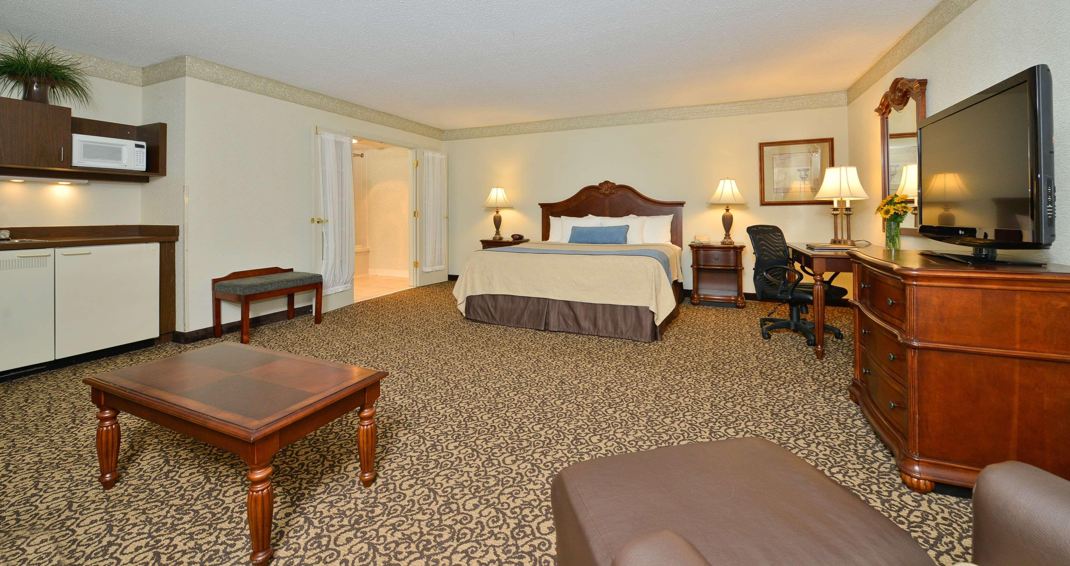 Best Western Plus Steeplegate Inn Davenport Luaran gambar