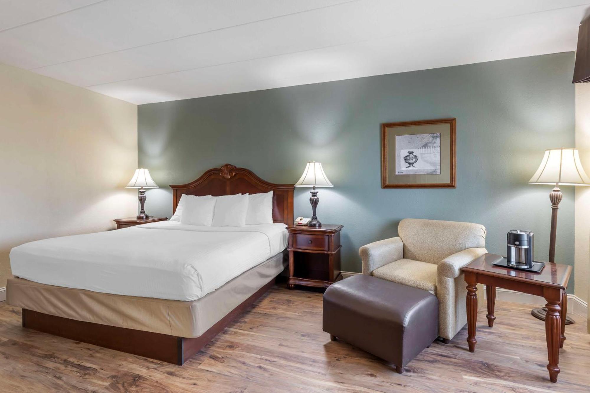 Best Western Plus Steeplegate Inn Davenport Luaran gambar