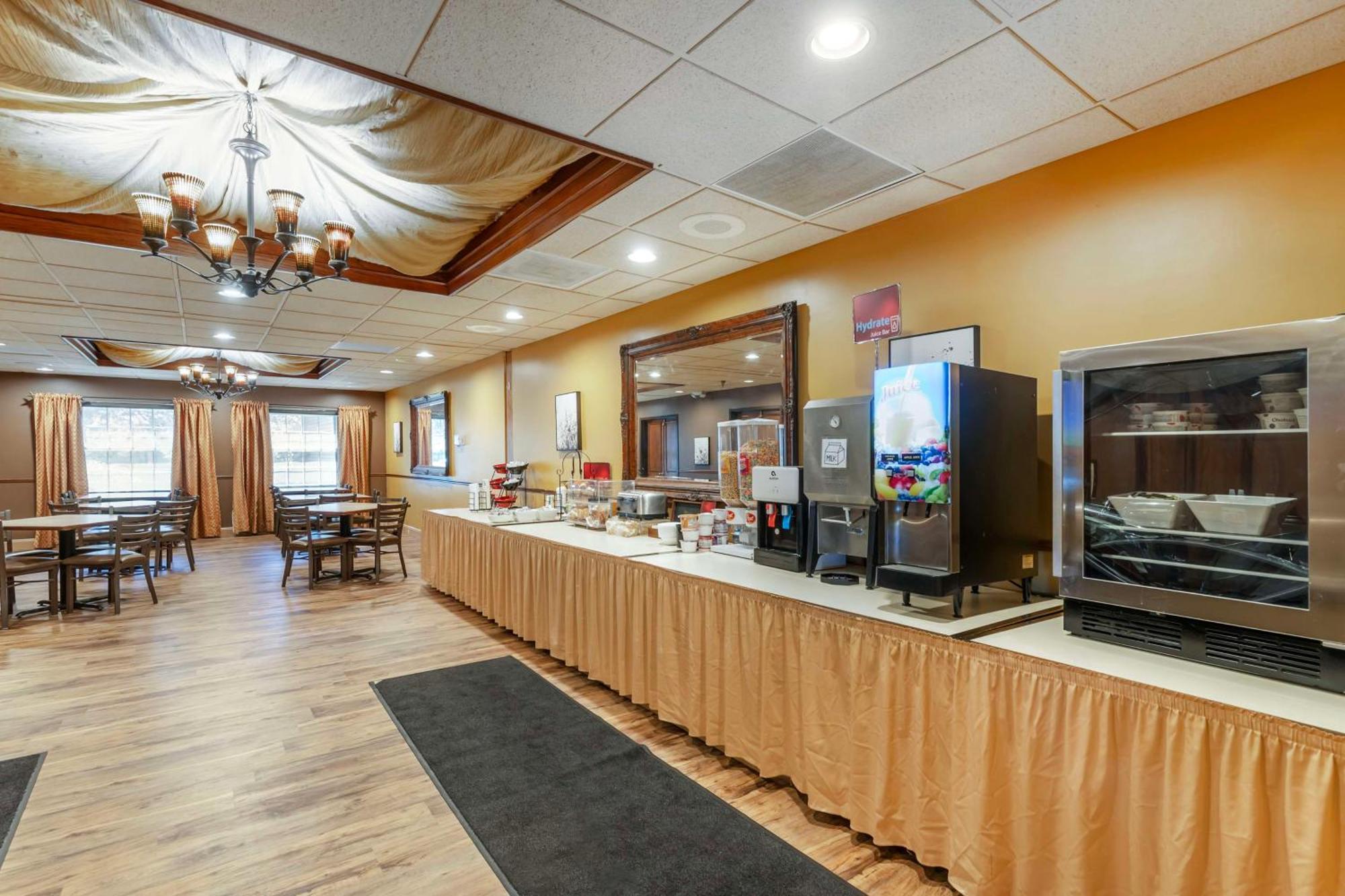 Best Western Plus Steeplegate Inn Davenport Luaran gambar