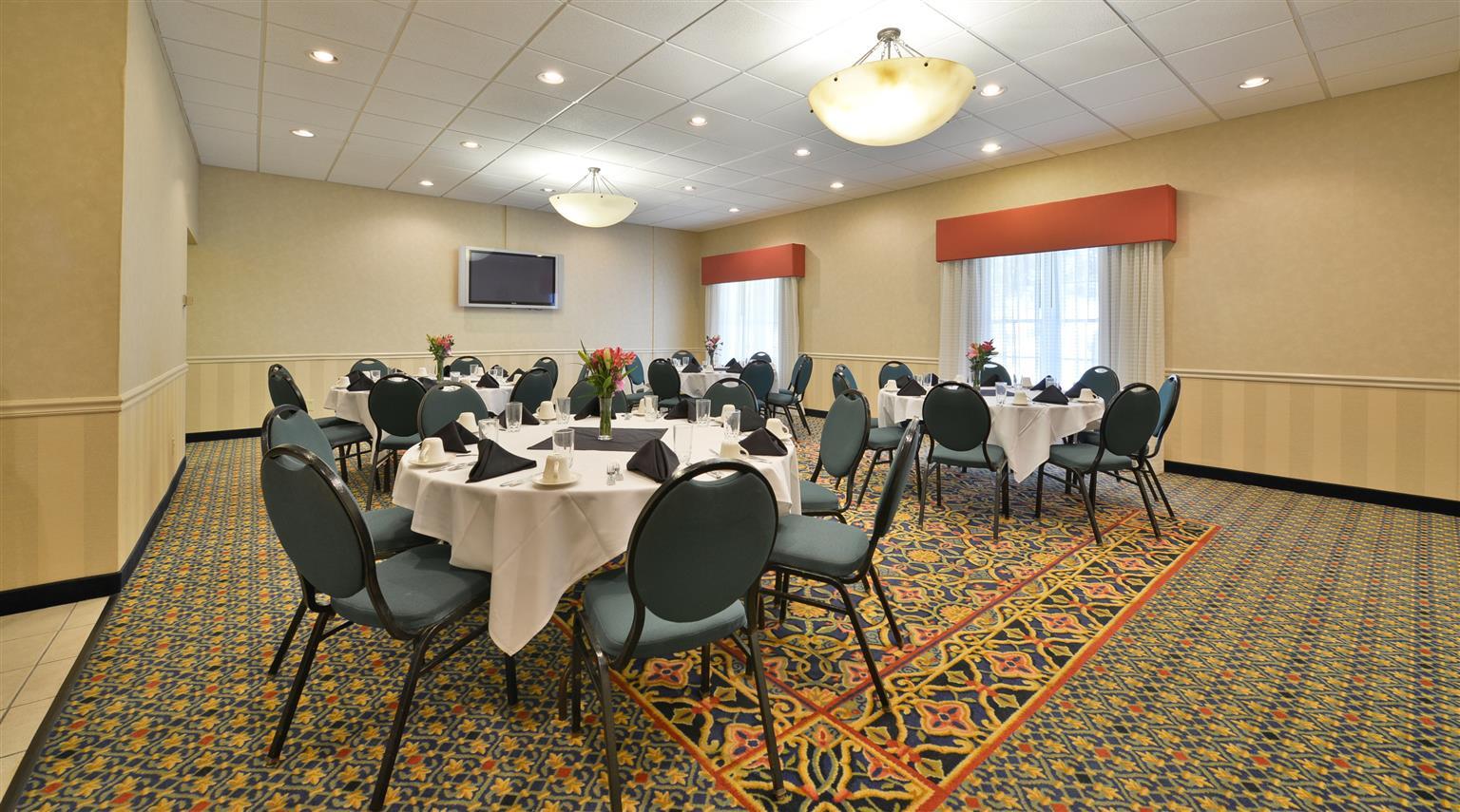 Best Western Plus Steeplegate Inn Davenport Luaran gambar